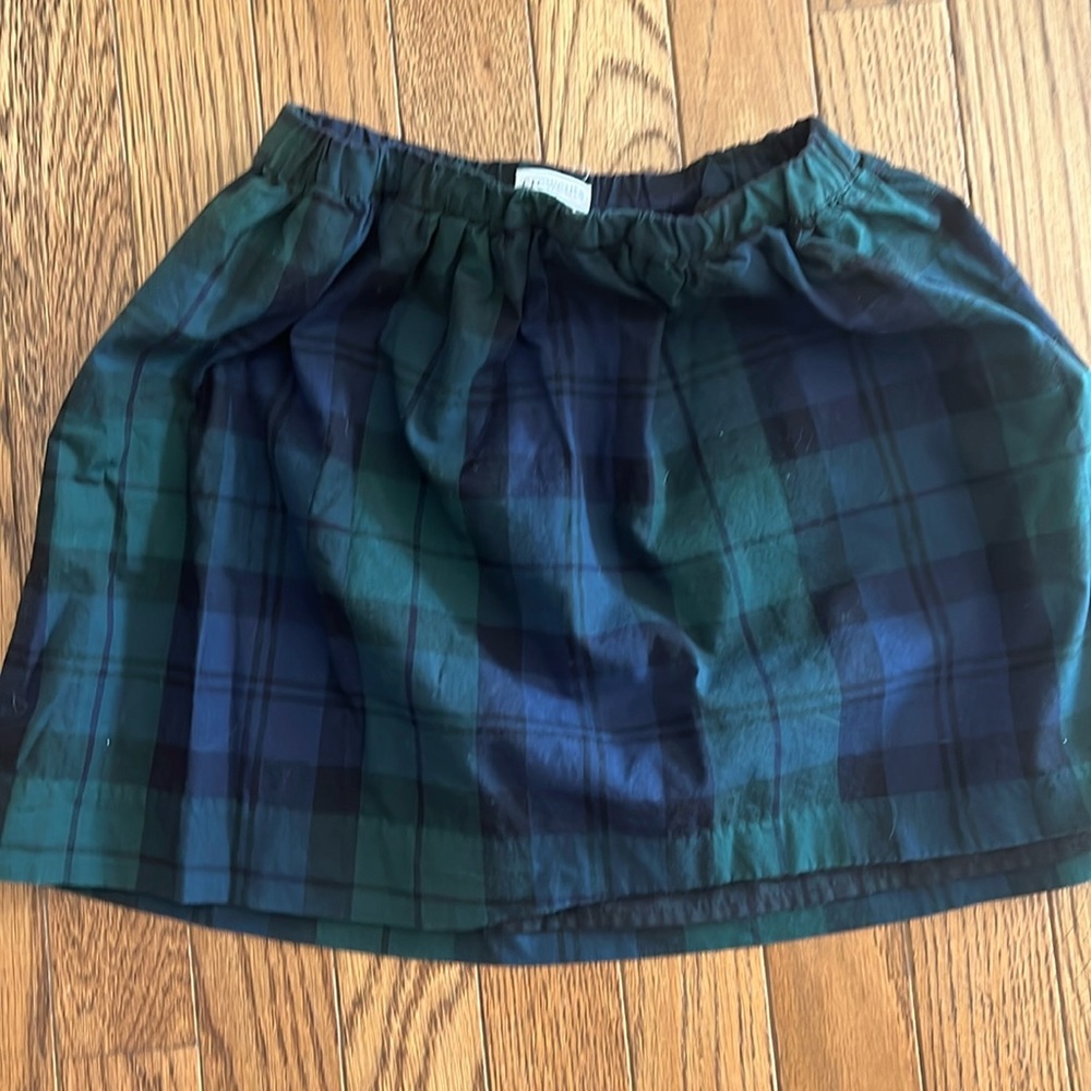 Crewcuts Black Watch plaid skirt, girls size small (6-7).